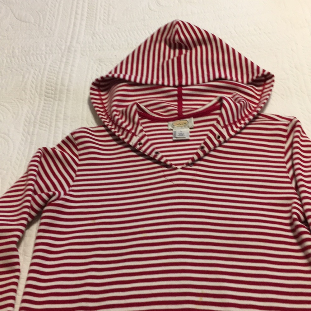 Red and white hooded blouse